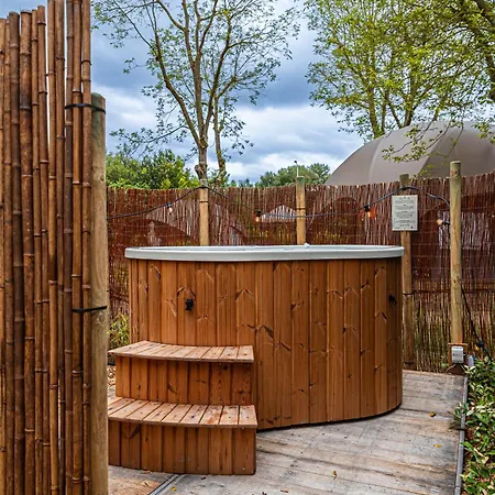 Tinyhouse Luxe Met Hottub Vakantiehuis