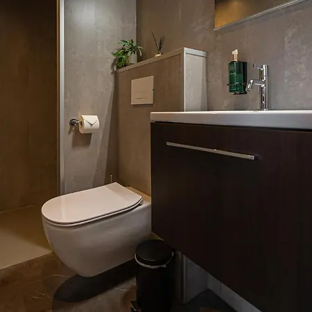 Tinyhouse Luxe Met Prive Hottub 메이르선