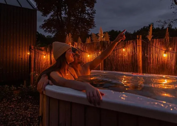 Tinyhouse Luxe Met Prive Hottub 메이르선